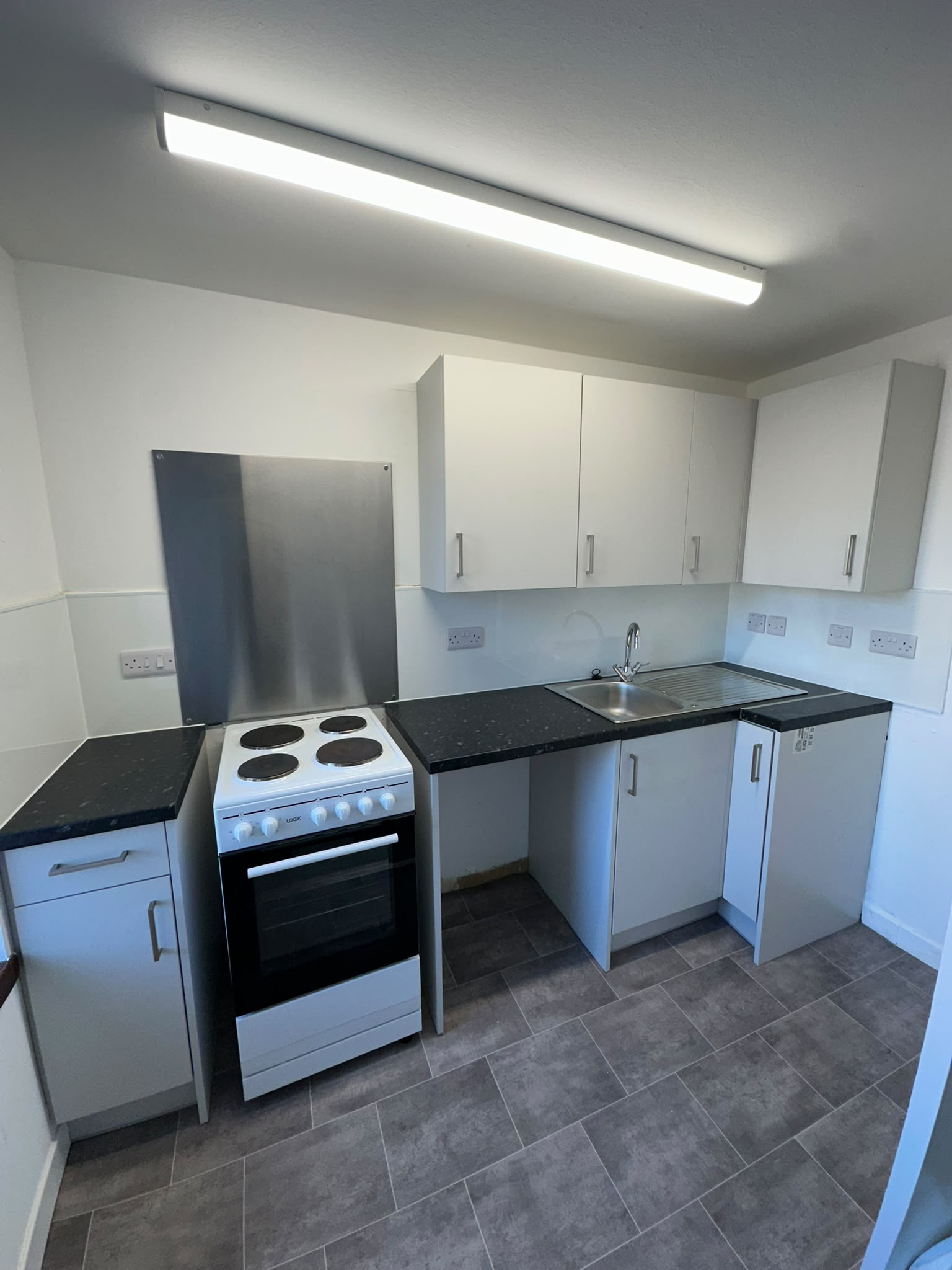 Move out clean bathroom Edinburgh