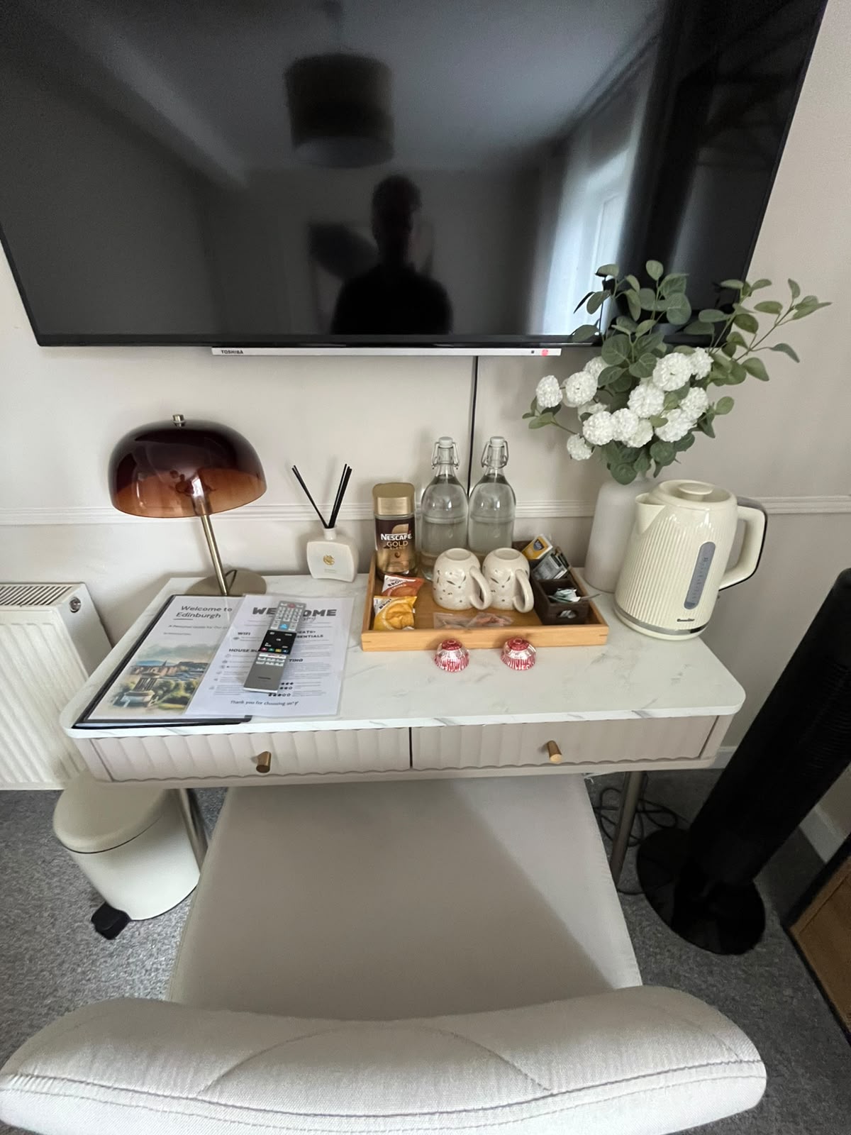 Short let cleaning Edinburgh — bedroom