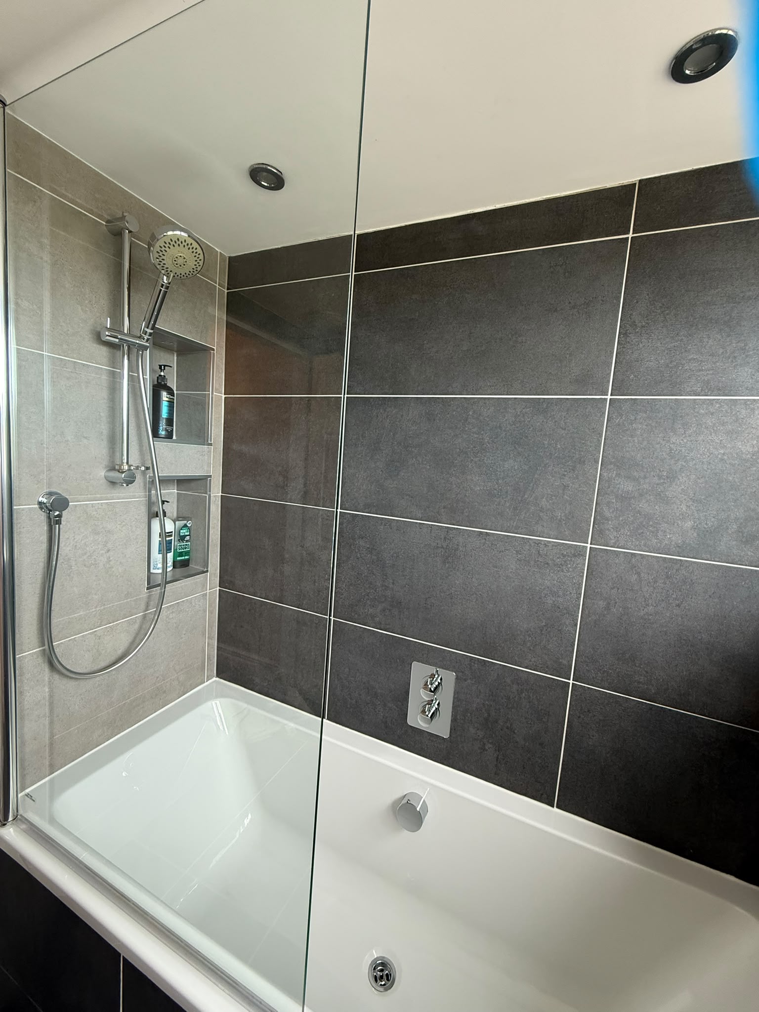 Airbnb bathroom Edinburgh